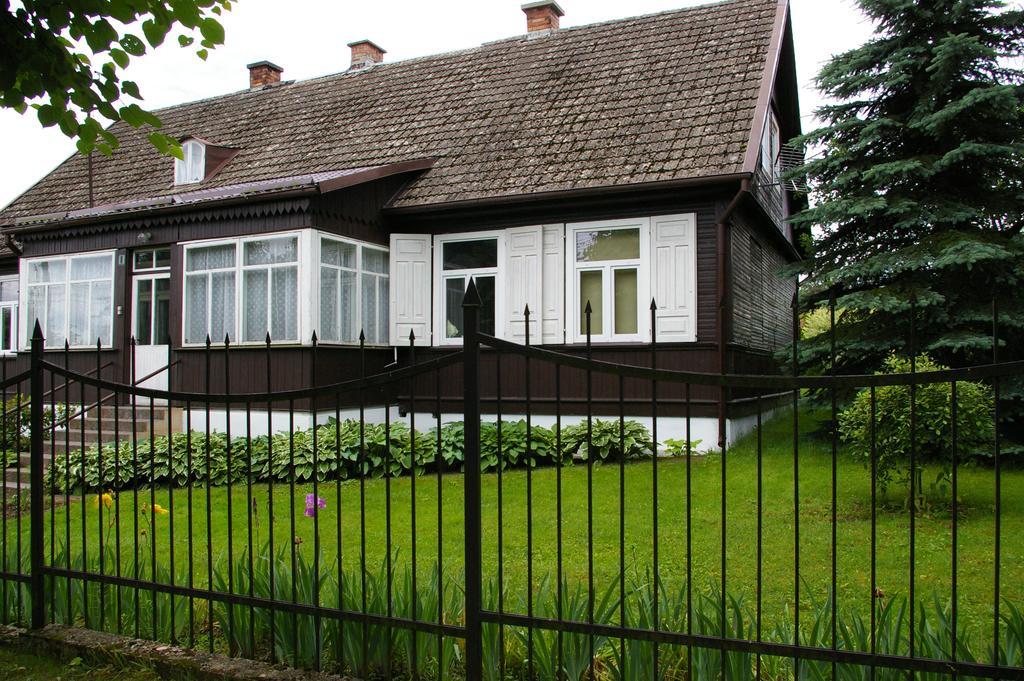 Pokoje Goscinne Nowy Swiat Suprasl Luaran gambar